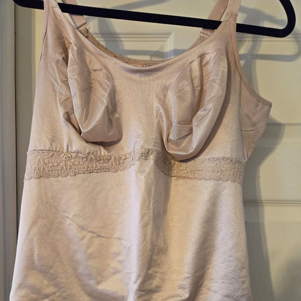 Ruby Ribbon Lace cami